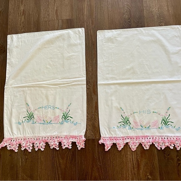 Embroidered White Pillow with Pink Accents 20/25 inches - Picture 6 of 10